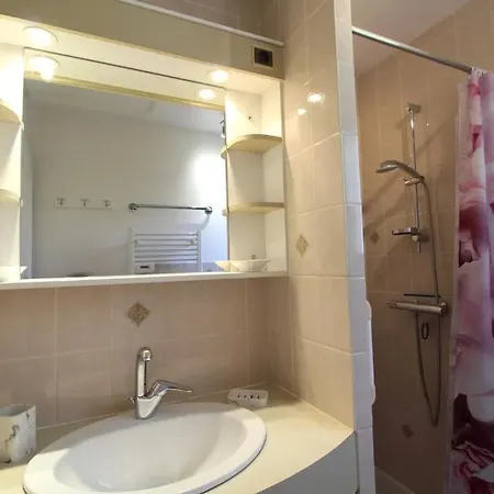 De Grany, Magnifique Vue Sur Le De *